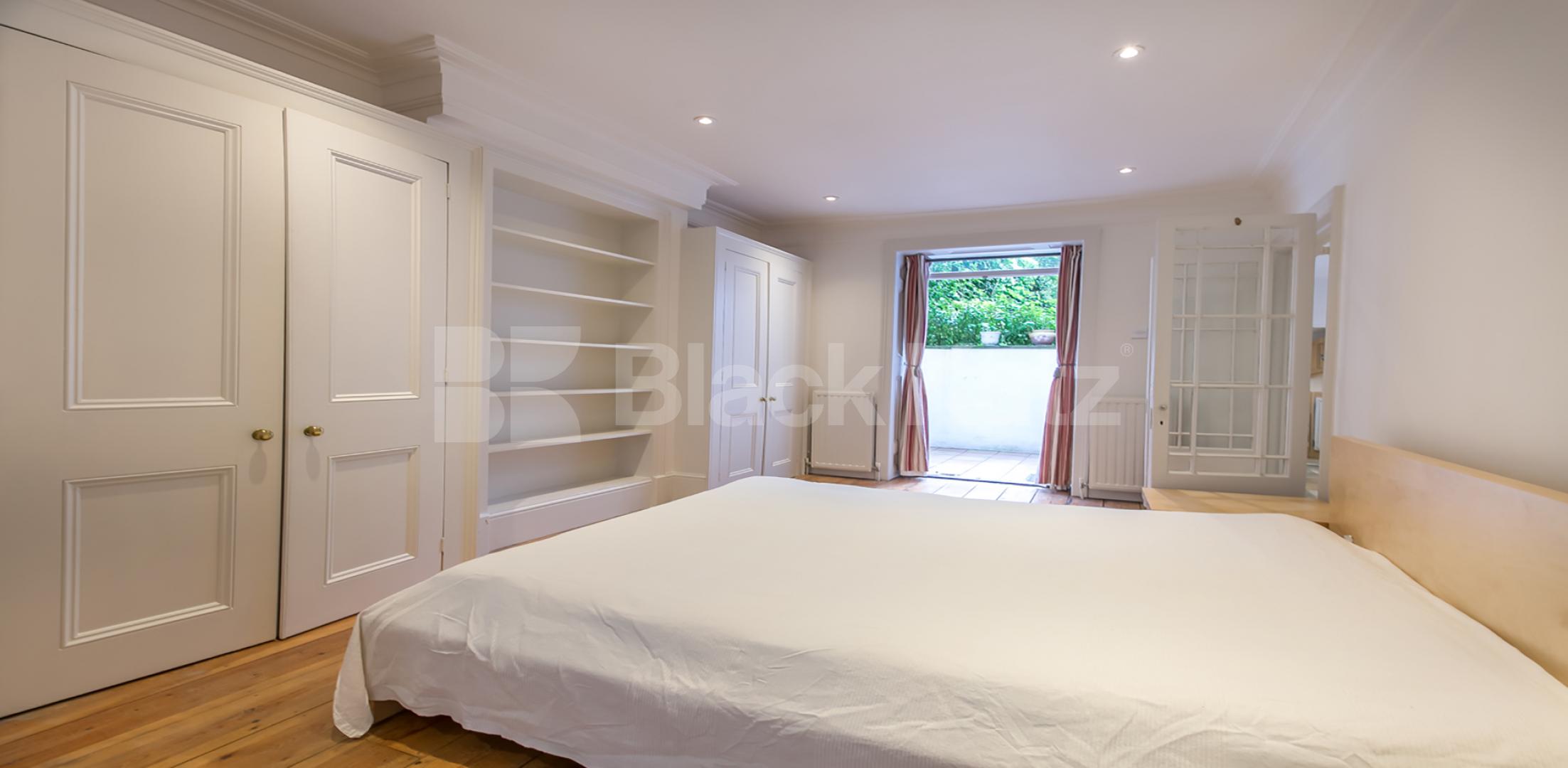 			NEW INSTRUCTION!, 1 Bedroom, 1 bath, 1 reception Flat			 Albert Street, REGENTS PARK / CAMDEN